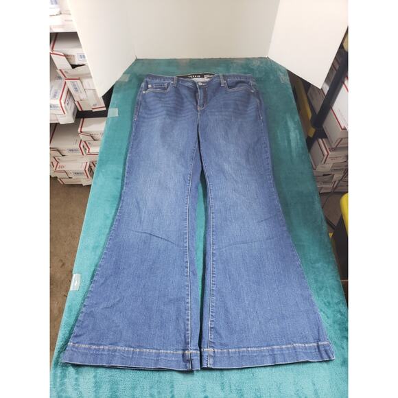 Torrid Jeans Size 18 Womens Blue Elastic Waist Stretch Wide Leg A Line Flare - Picture 2 of 12